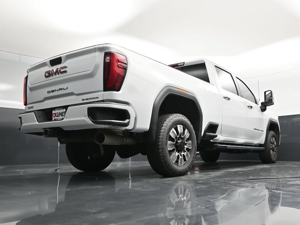 Used 2025 GMC Sierra 2500 Denali AWD/4WD image 55