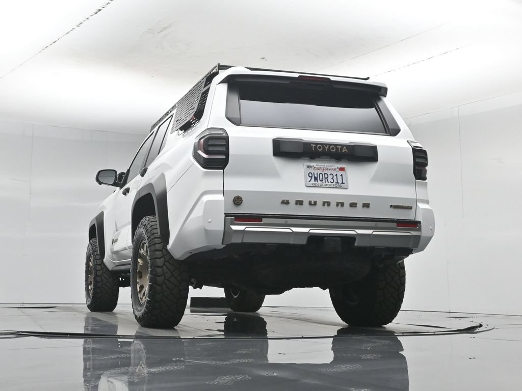 Used 2025 Toyota 4Runner Trailhunter AWD/4WD image 51