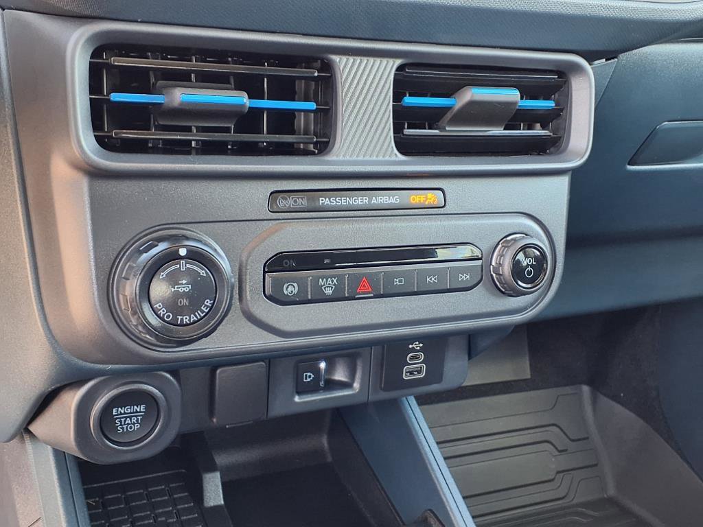 Certified 2025 Ford Maverick Lobo image 12