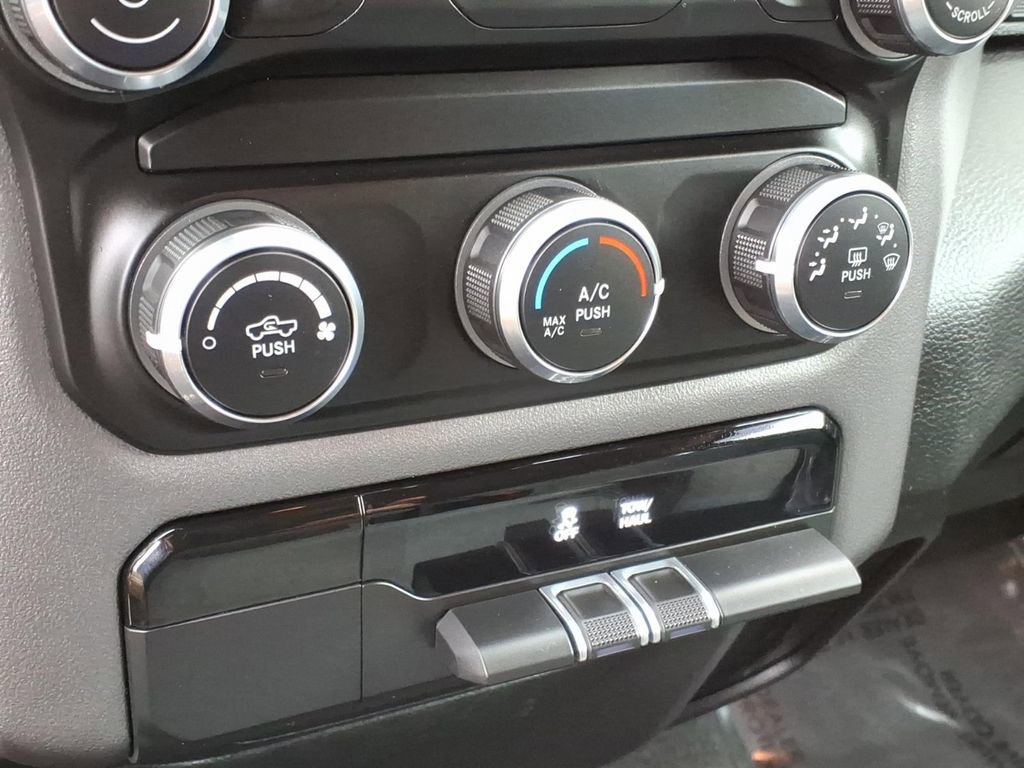 Used 2020 RAM 1500 Big Horn AWD/4WD image 24