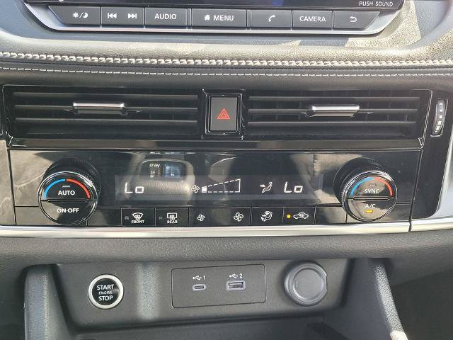 Used 2022 Nissan Rogue SV FWD image 21