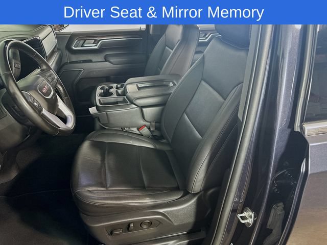 Used 2025 GMC Sierra 1500 SLT AWD/4WD image 22