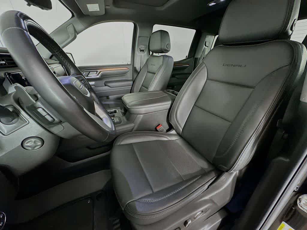 Used 2024 GMC Sierra 1500 Denali AWD/4WD image 12