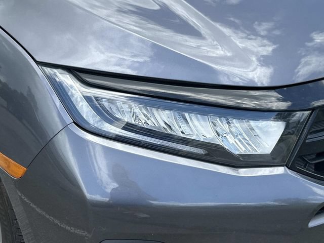 Used 2025 Honda Odyssey Touring image 9