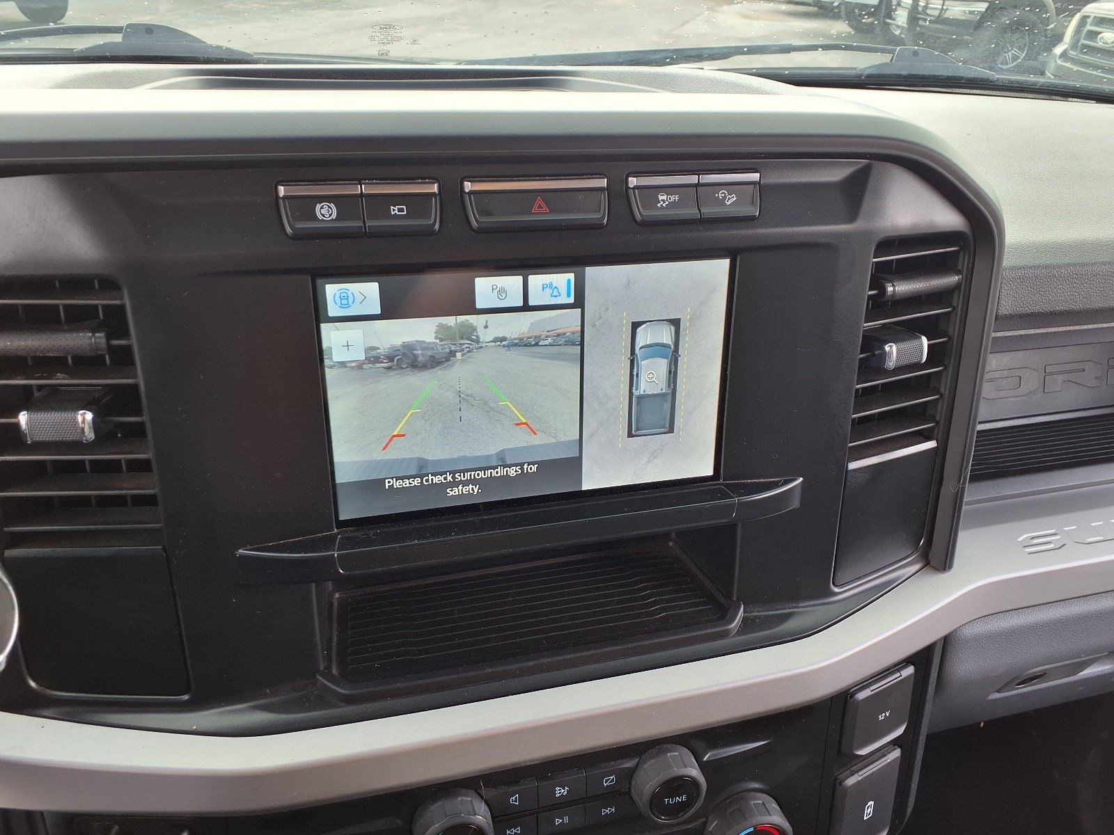 Certified 2023 Ford F250 XL w/ STX Appearance Package AWD/4WD image 22