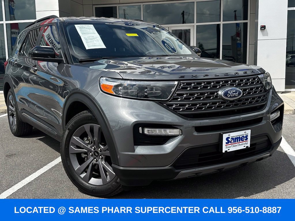 Certified 2023 Ford Explorer XLT w/ Equipment Group 202A RWD image 3