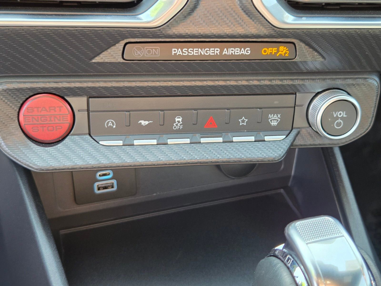 Certified 2025 Ford Mustang Premium w/ Wheel & Stripe Package image 22