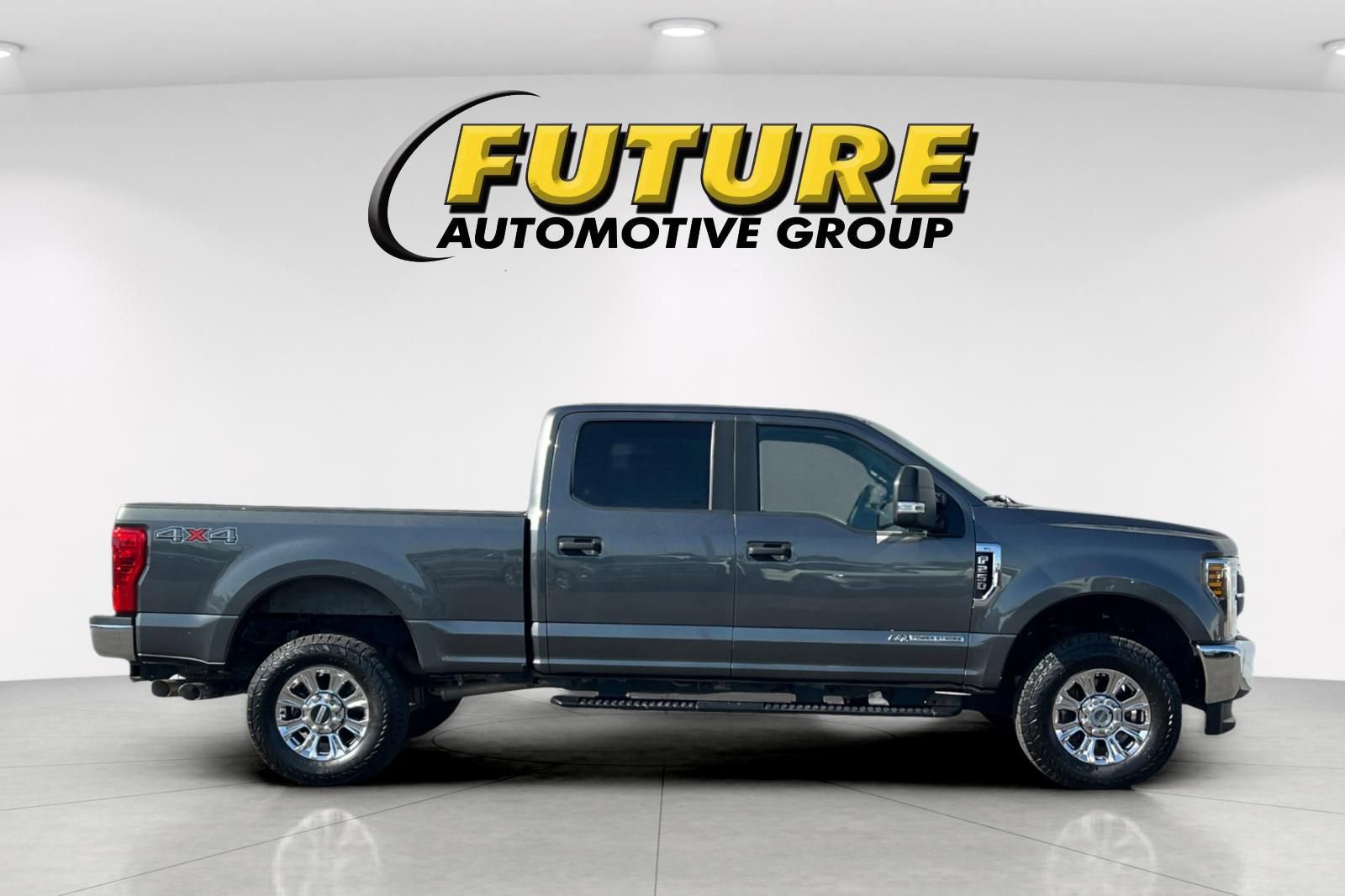 Certified 2018 Ford F250 XL w/ Power Equipment Group image 2