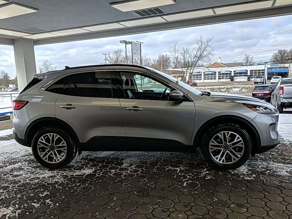 Certified 2022 Ford Escape SEL image 4