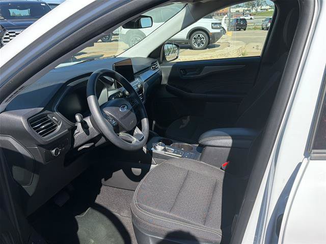 Certified 2025 Ford Escape Active AWD/4WD image 3