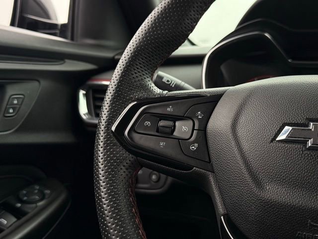 Used 2023 Chevrolet TrailBlazer RS w/ Convenience Package image 21