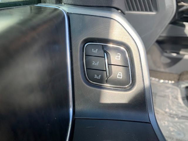 Certified 2022 Ford F150 Lightning Lariat AWD/4WD image 14