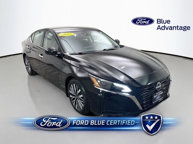 Used 2023 Nissan Altima 2.5 SV
