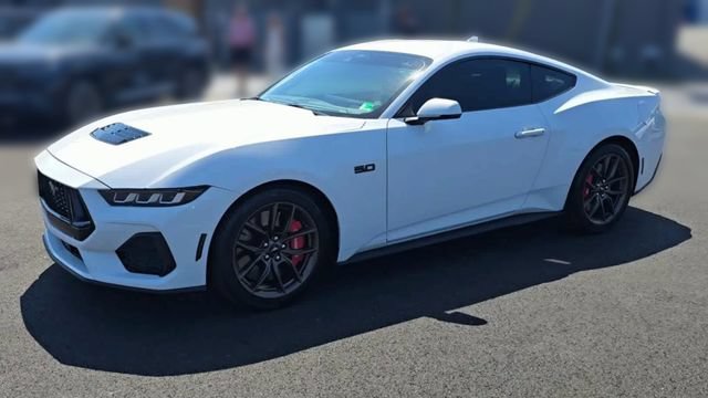 Certified 2024 Ford Mustang GT Premium RWD image 5