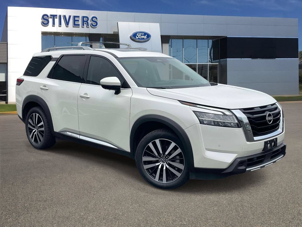 Used 2023 Nissan Pathfinder Platinum w/ Cargo Package