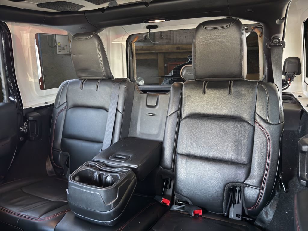 Used 2019 Jeep Wrangler Unlimited Rubicon image 12