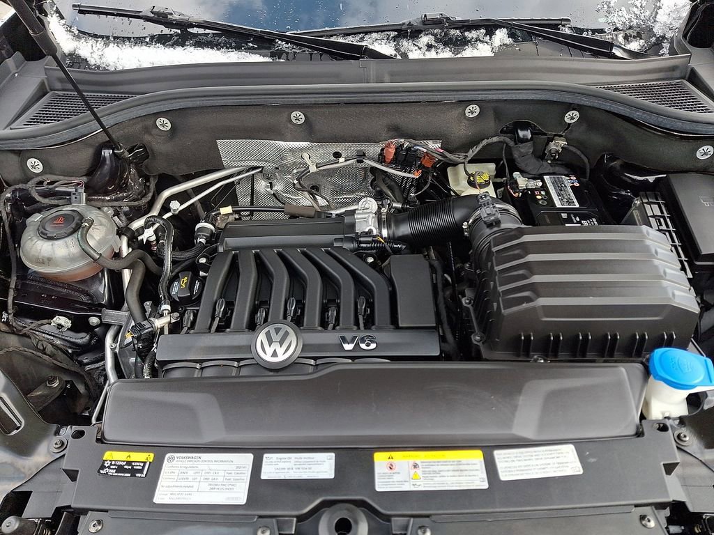 Used 2021 Volkswagen Atlas Cross Sport SE image 26