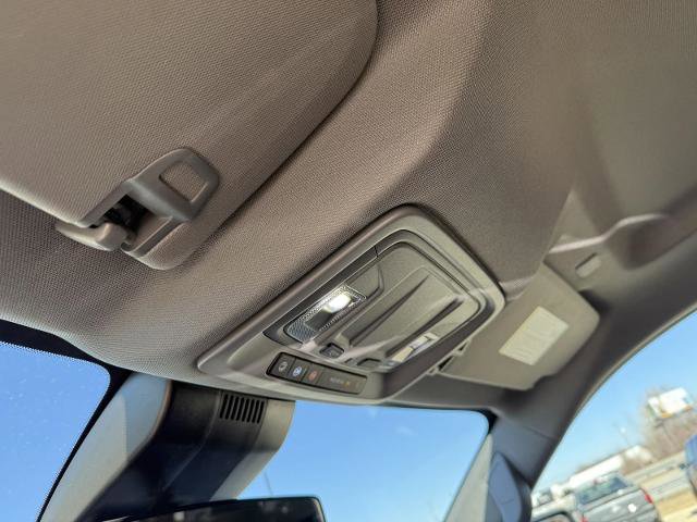 Used 2024 Chevrolet Silverado 2500 LT image 22