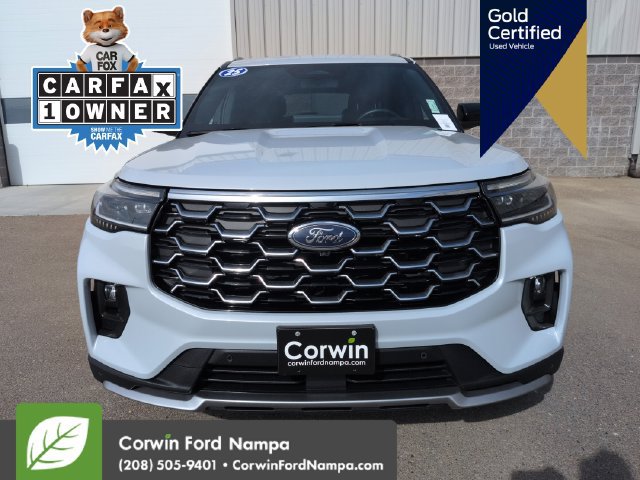 Certified 2025 Ford Explorer Platinum w/ Ultimate Package AWD/4WD image 10