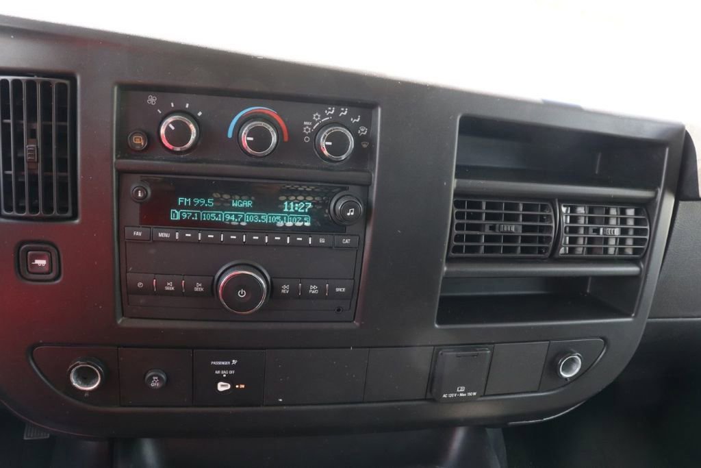 Used 2023 GMC Savana 2500 w/ Driver Convenience Package image 11