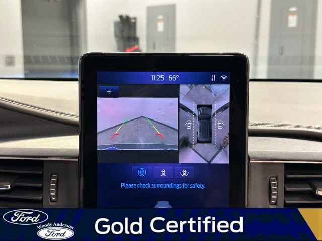 Certified 2022 Ford Explorer Platinum w/ Equipment Group 601A image 16