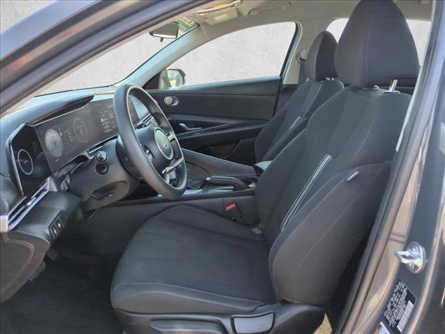 Used 2024 Hyundai Elantra SEL image 15