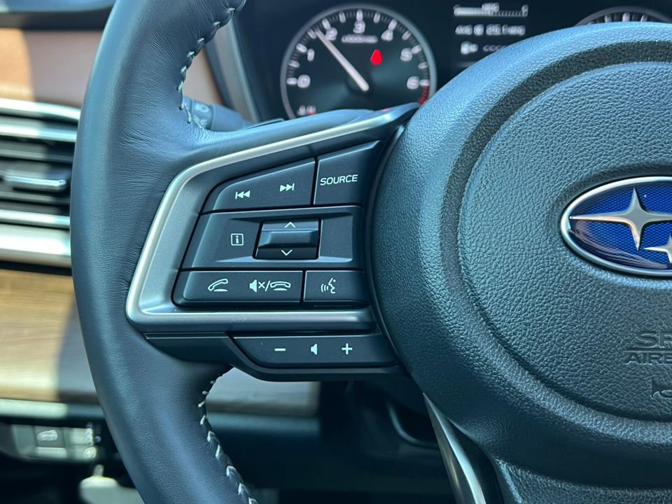 Used 2025 Subaru Outback Touring XT image 21