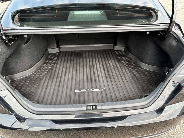 Used 2025 Toyota Camry LE FWD image 10