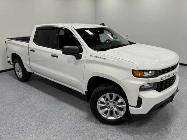 Used 2020 Chevrolet Silverado 1500 Custom w/ Custom Value Package AWD/4WD image 32