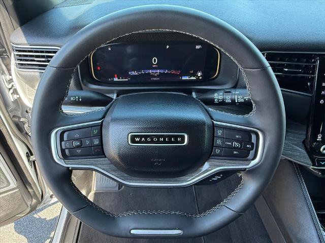 Used 2024 Jeep Wagoneer Series III AWD/4WD image 15