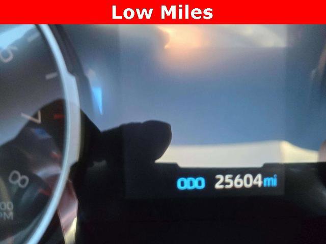 Used 2021 Toyota RAV4 XLE image 19