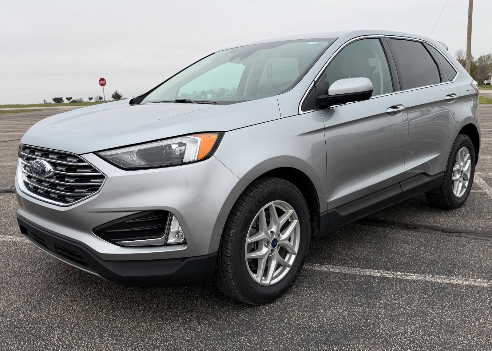 Certified 2022 Ford Edge SEL w/ Convenience Package AWD/4WD image 10