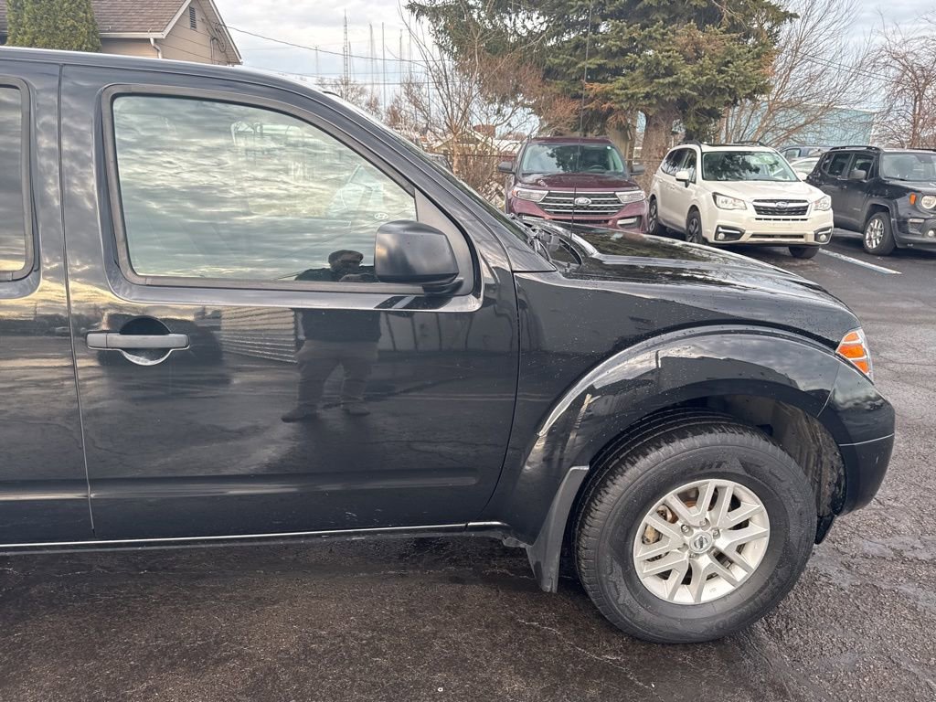 Used 2021 Nissan Frontier SV image 46