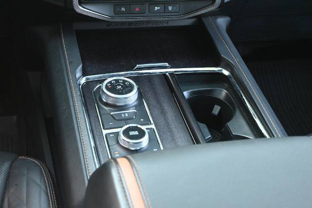 Certified 2023 Ford Expedition Platinum AWD/4WD image 33
