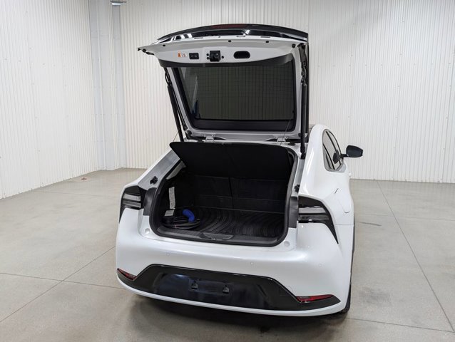 Used 2024 Toyota Prius Prime Premium image 9