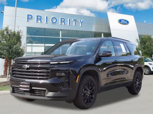 Used 2024 Chevrolet Traverse LT w/ Midnight/Sport Edition FWD video 1