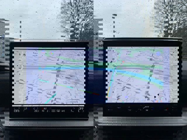 Certified 2025 Ford Explorer ST-Line image 18