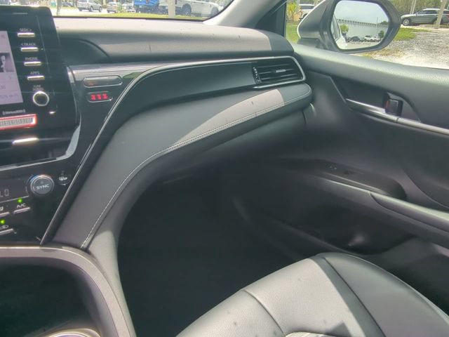 Used 2022 Toyota Camry SE FWD image 18