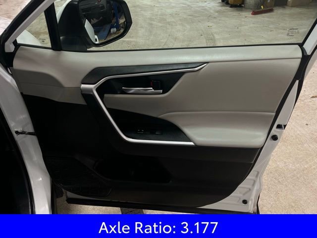 Used 2021 Toyota RAV4 XLE image 24