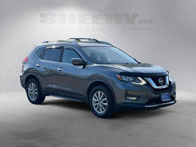 Used 2017 Nissan Rogue SV w/ SV Premium Package AWD/4WD image 2
