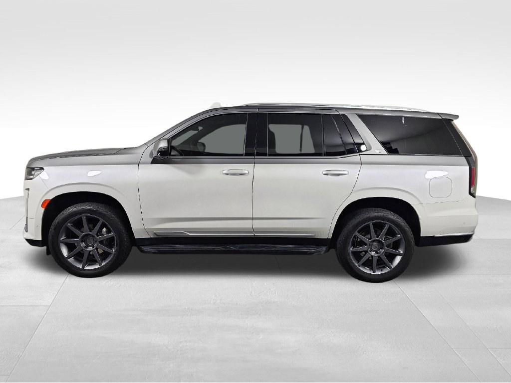 Used 2023 Cadillac Escalade Premium Luxury w/ LPO, Radiant Package AWD/4WD image 4