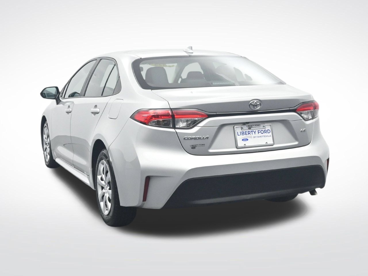 Used 2024 Toyota Corolla LE FWD image 9