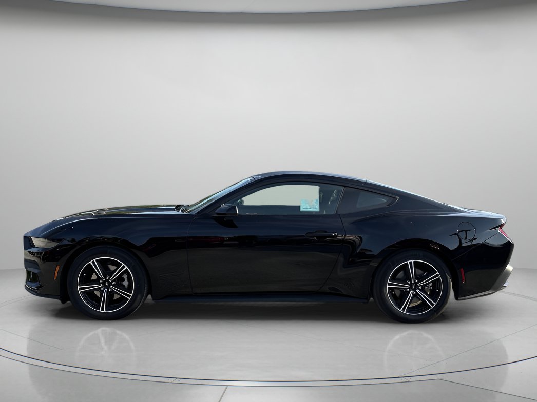 Certified 2025 Ford Mustang Coupe RWD image 5