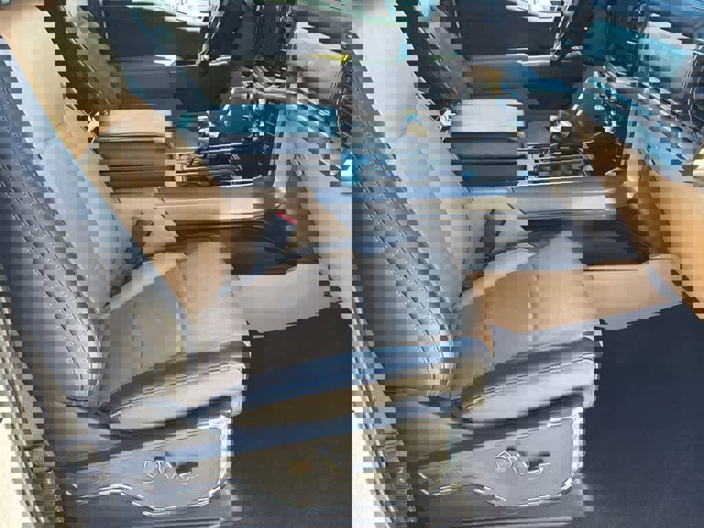 Certified 2021 Ford F150 Lariat w/ Equipment Group 502A High image 12