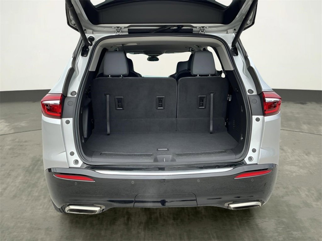 Used 2021 Buick Enclave Essence w/ Sport Touring Edition image 20