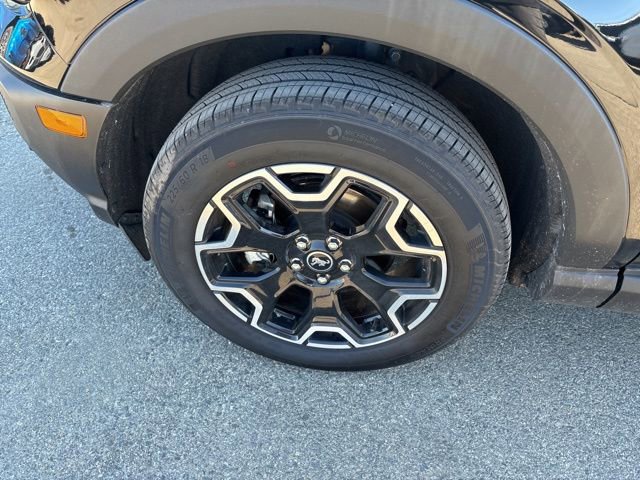 Certified 2025 Ford Bronco Sport Outer Banks w/ Outer Banks Tech Package+ AWD/4WD image 12