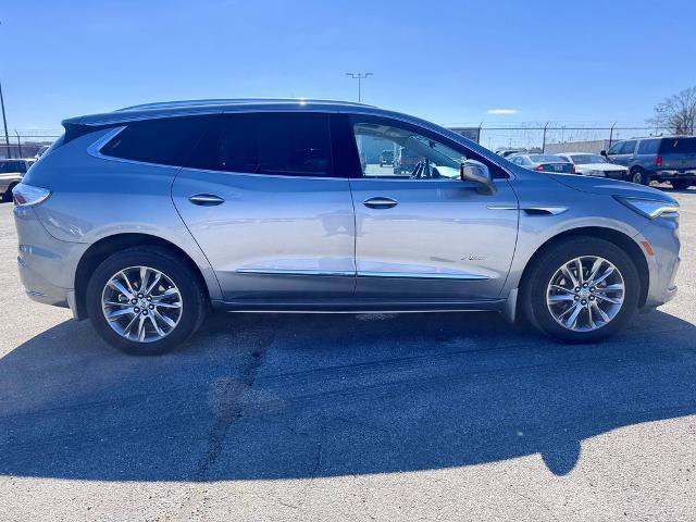Used 2023 Buick Enclave Avenir w/ Avenir Technology Package image 7