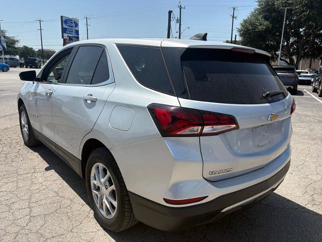Used 2022 Chevrolet Equinox LT AWD/4WD image 3