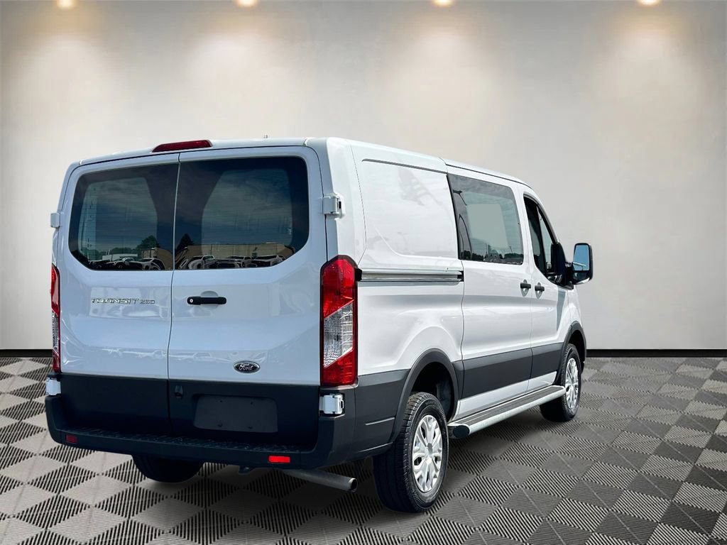 Certified 2025 Ford Transit 250 Low Roof w/ Exterior Upgrade Package RWD image 4
