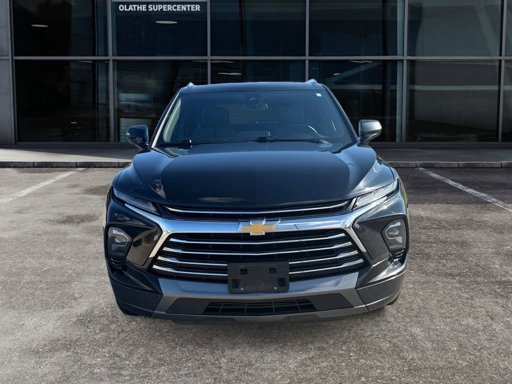 Used 2024 Chevrolet Blazer Premier AWD/4WD image 2
